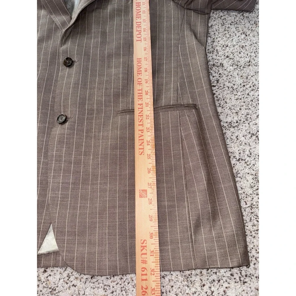 STEVE HARVEY CELEBRITY EDITION TAN/BROWN PINSTRIPE 2PC SUIT SIZE 44L/38L